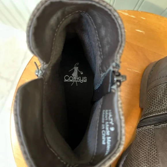 Corkys ~ Women Booties - Picture 7 of 8